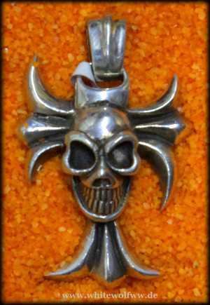 Kreuz mit Totenkopf Sterlingsilber